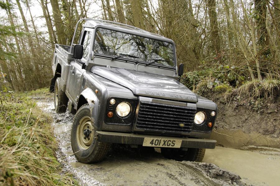  Land Rover Defender 2006 года  (фото 109 из 227)